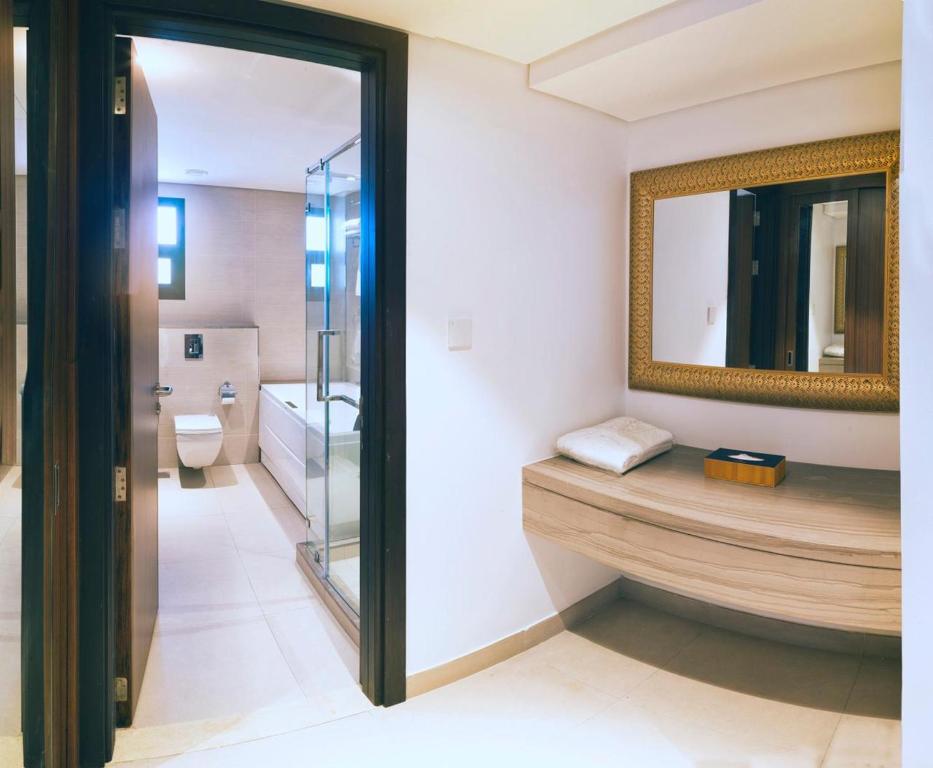 Boulevard Oman Hotel Muscat 02