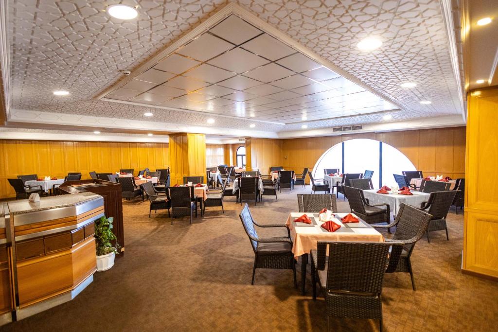 Hamdan Plaza Hotel Salalah, an HTG Hotel Dubai 04