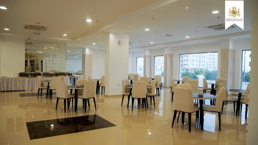 Salalah Royal Hotel Suites Dubai 04