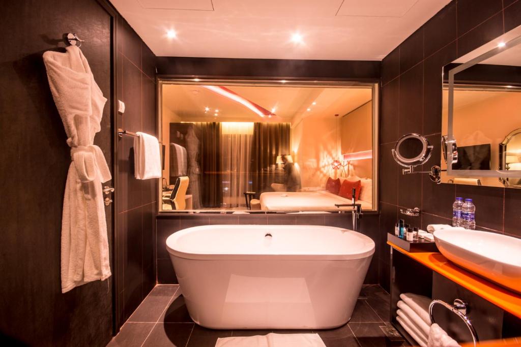 Carnelian Muscat - Airport Hotel Muscat 03