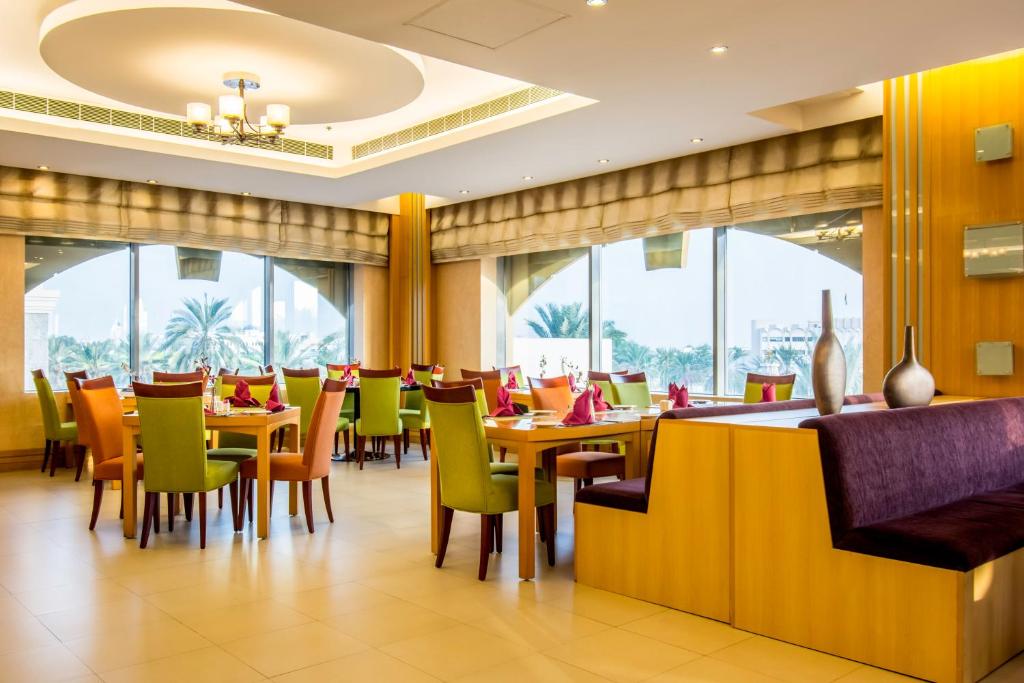 City Seasons Hotel & Suites Muscat Muscat 04