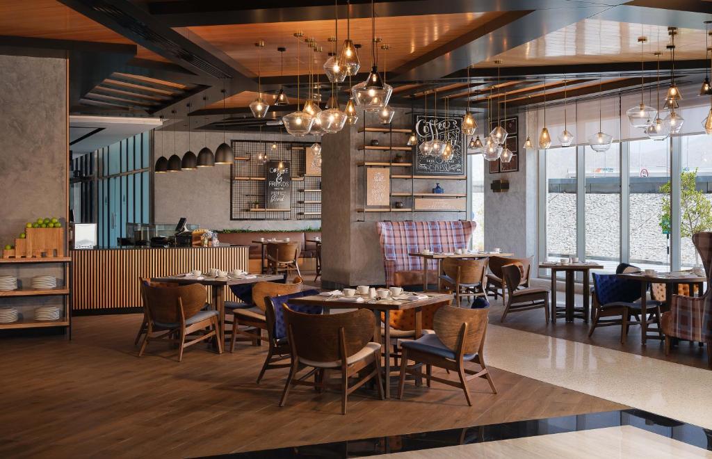 DoubleTree by Hilton Muscat Qurum Muscat 04