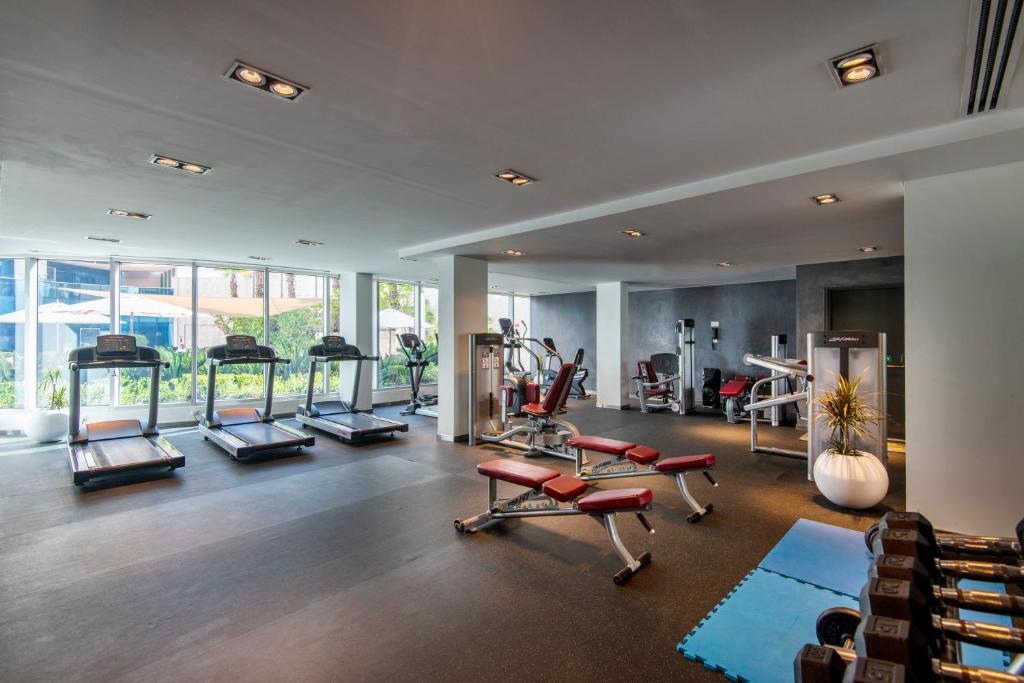 Holiday Inn Muscat AlSeeb by IHG Muscat 04