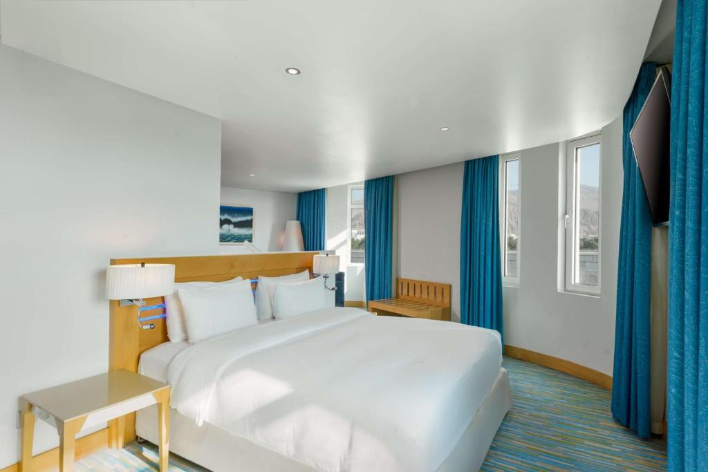 Radisson Blu Hotel Muscat Muscat 02