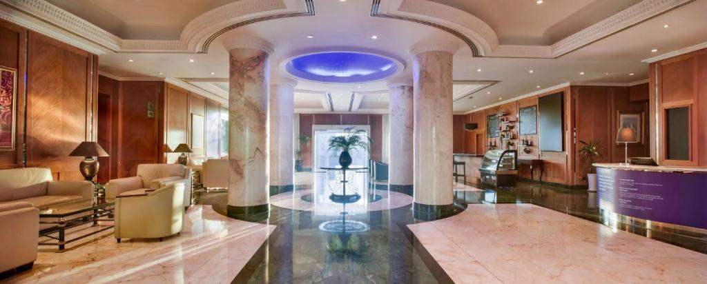 Radisson Blu Hotel Muscat Muscat 03
