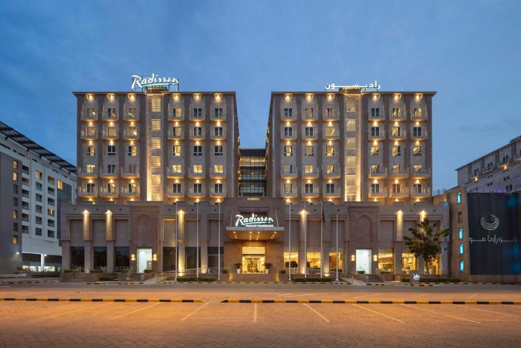 Radisson Hotel Muscat Panorama Muscat 02